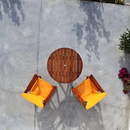 Onar Milos Apartament *